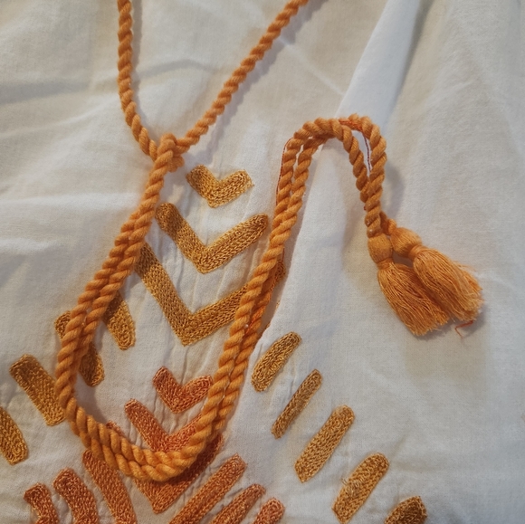 Sundance Tunic Top Size Med Embroidered - Picture 4 of 9